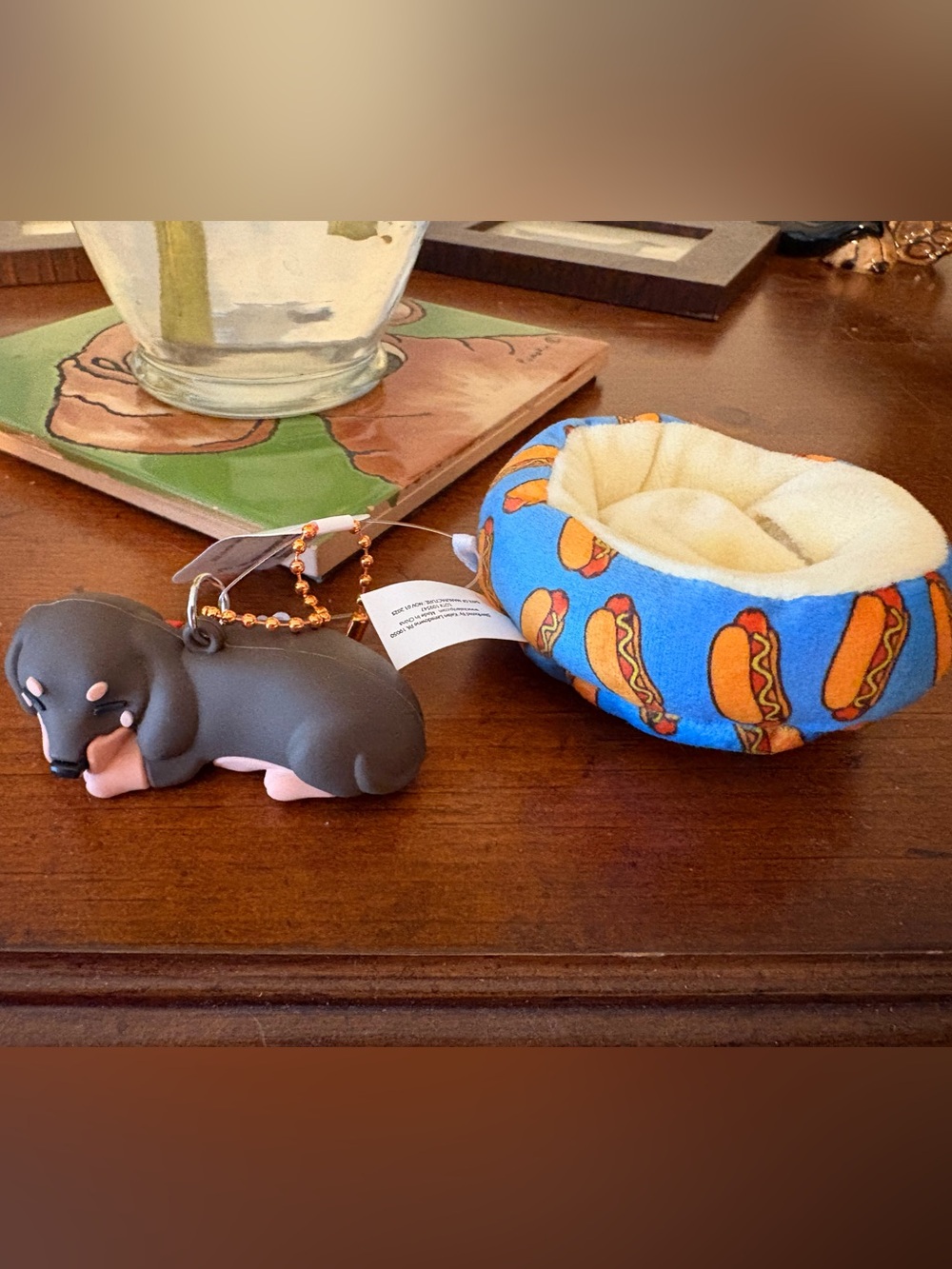 Dachshund and Hot Dog Print Plush Pet Bed Keychain - Blue & Yellow - Picture 2 of 5